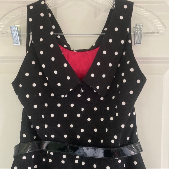 Black-and-white polka dot dress - Picture 4 of 5